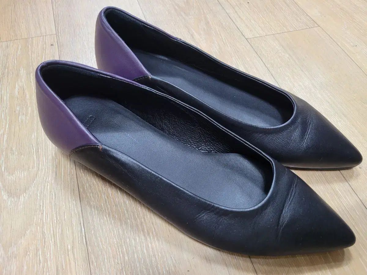 KUHO クホ ブラック|パープル 톤 バイカラー フラット シューズ
