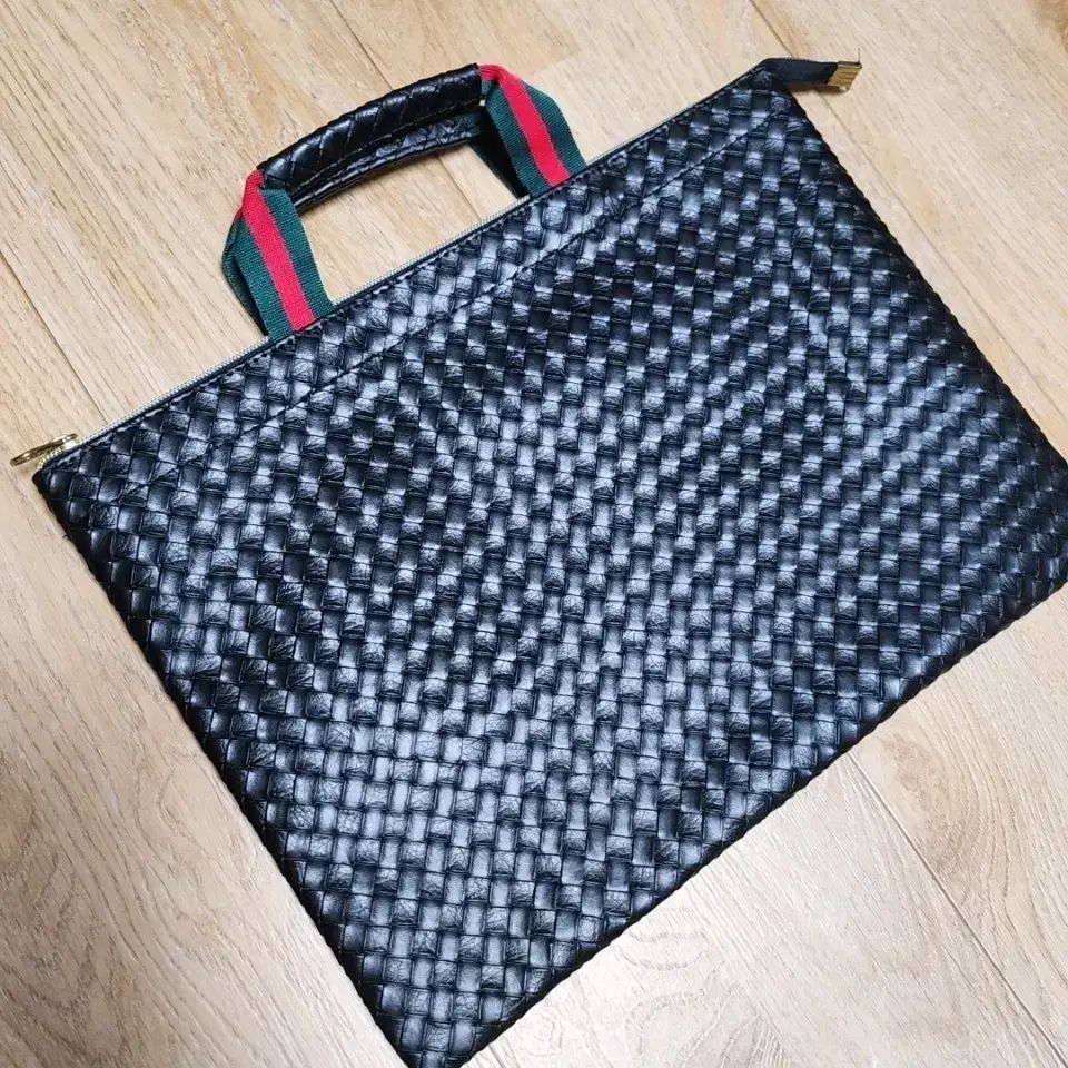 クラッチバッグ ブラック