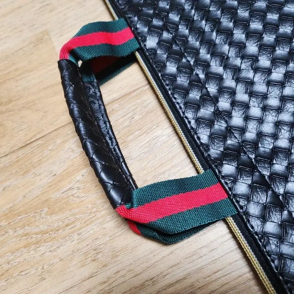 クラッチバッグ ブラック