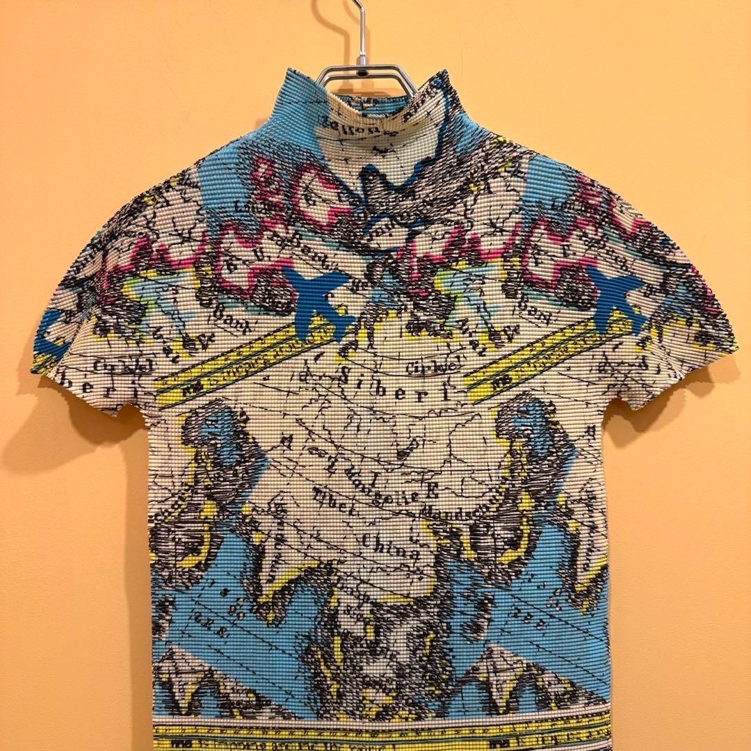 世界地図柄 半袖ブラウス