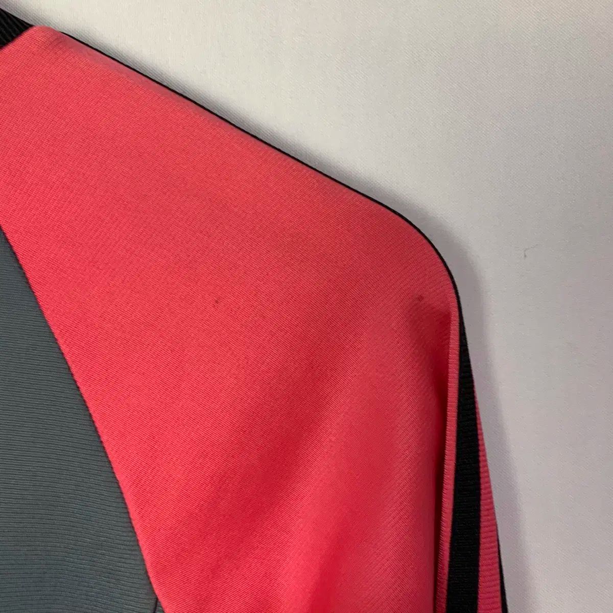 アディダス ジャージ グレー|ピンク|ブラック ヴィンテージ レディース ジップアップ xs WWW_SUPERTOOLSSHOP_NL