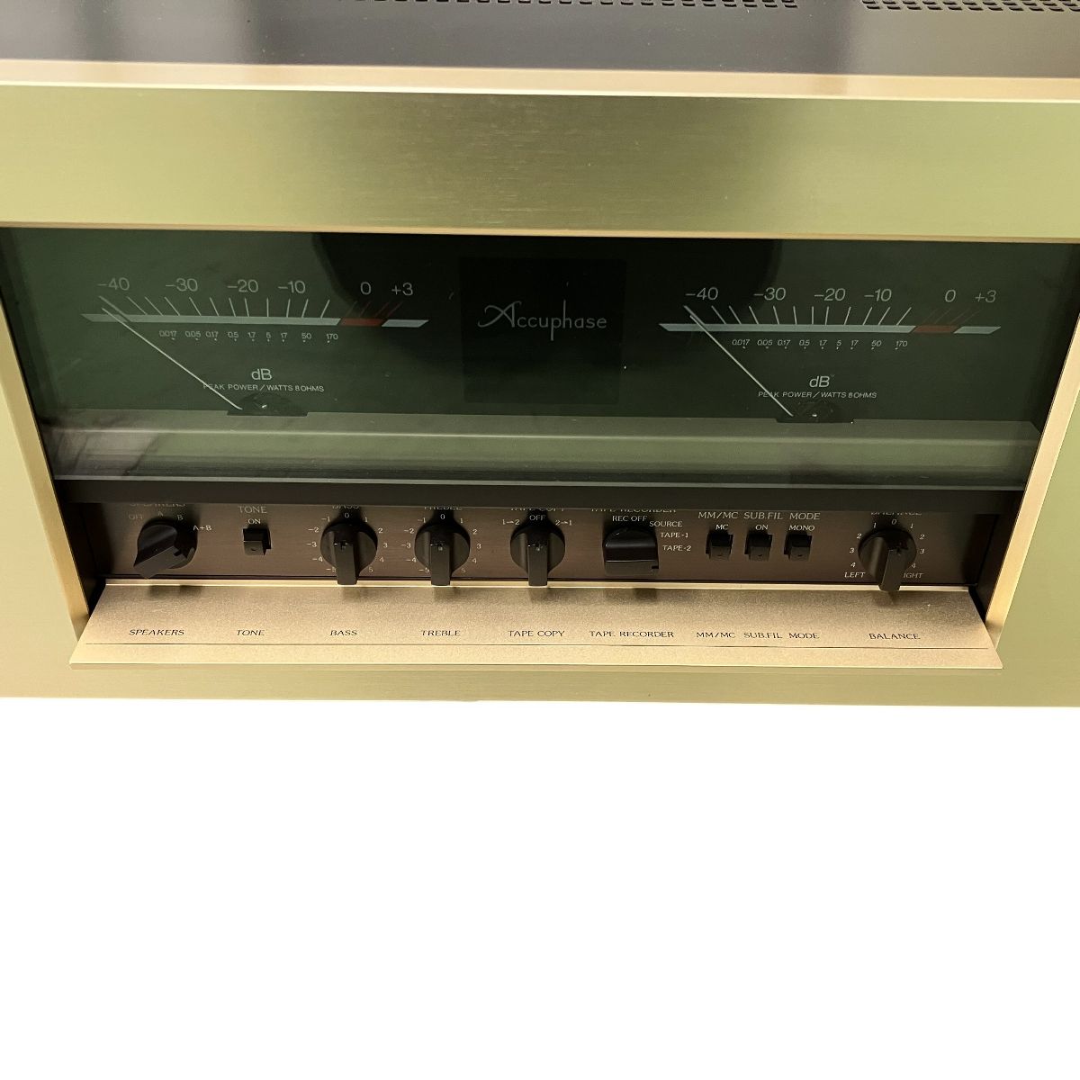 Accuphase E-406