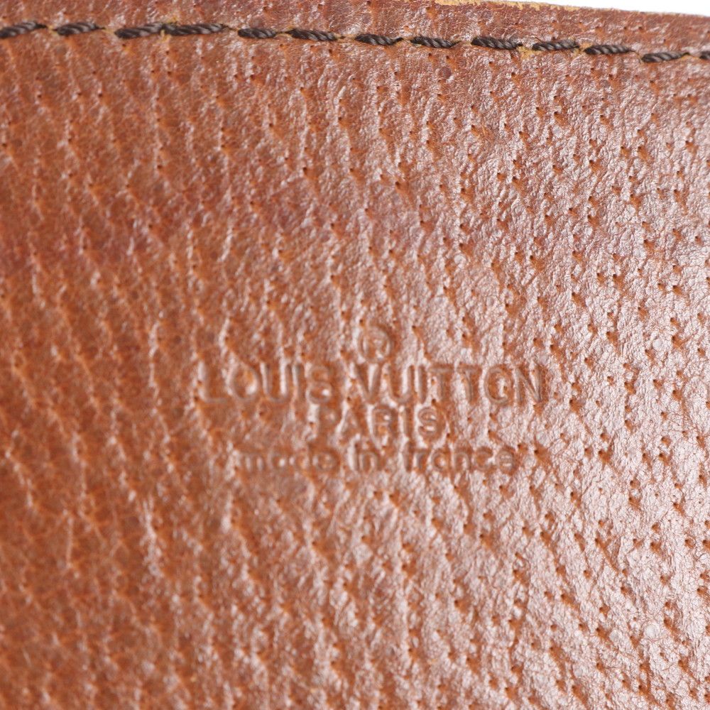 クロスボディ ブラウン