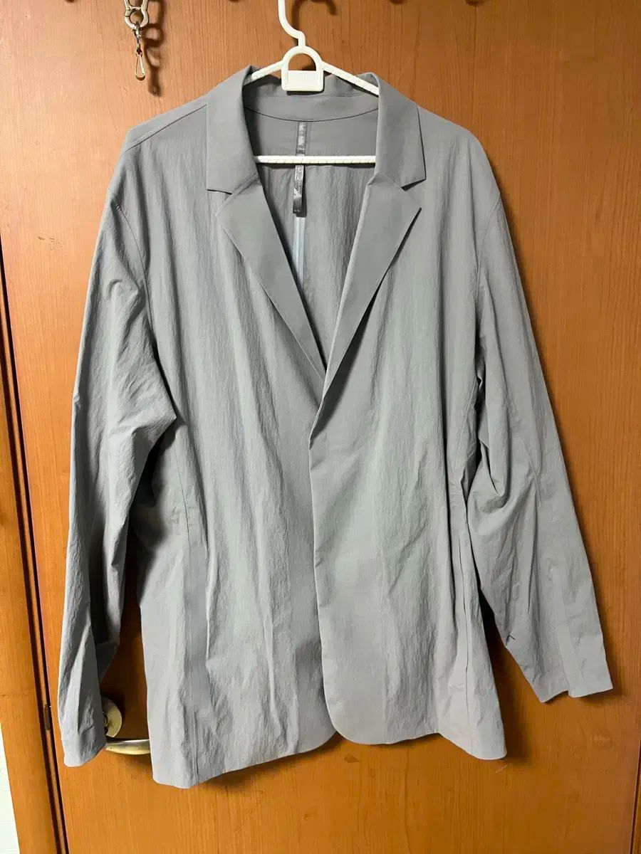 ARC TERYX アークテリクス VEILANCE ブレーザー グレー XL