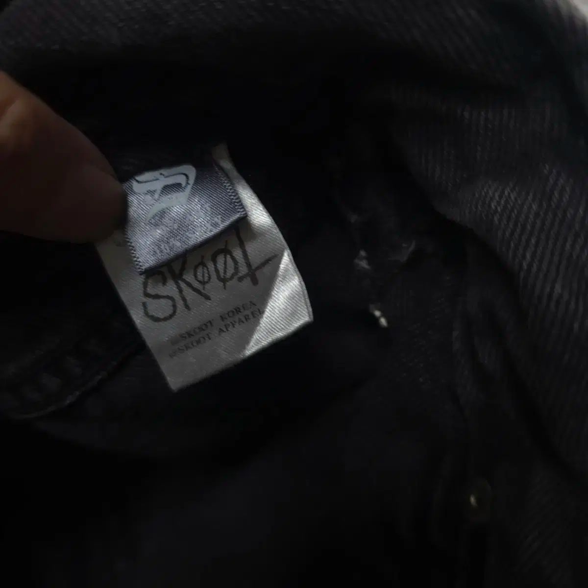 スーク skoot ブラック デニム ディス カッティング ハーフパンツ DECORATOM_COM_BR