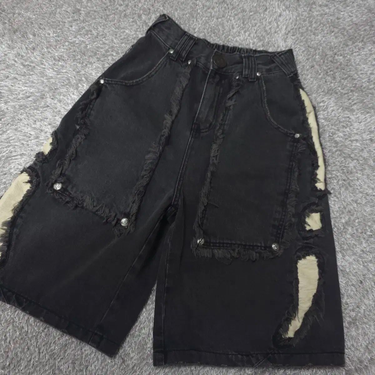 スーク skoot ブラック デニム ディス カッティング ハーフパンツ