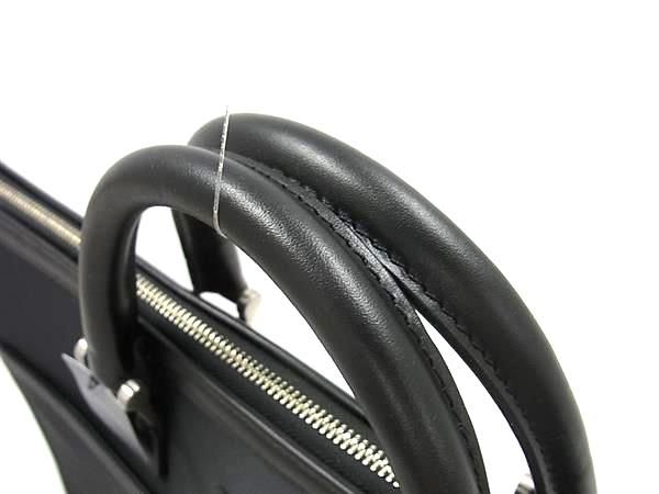 ブリーフケース