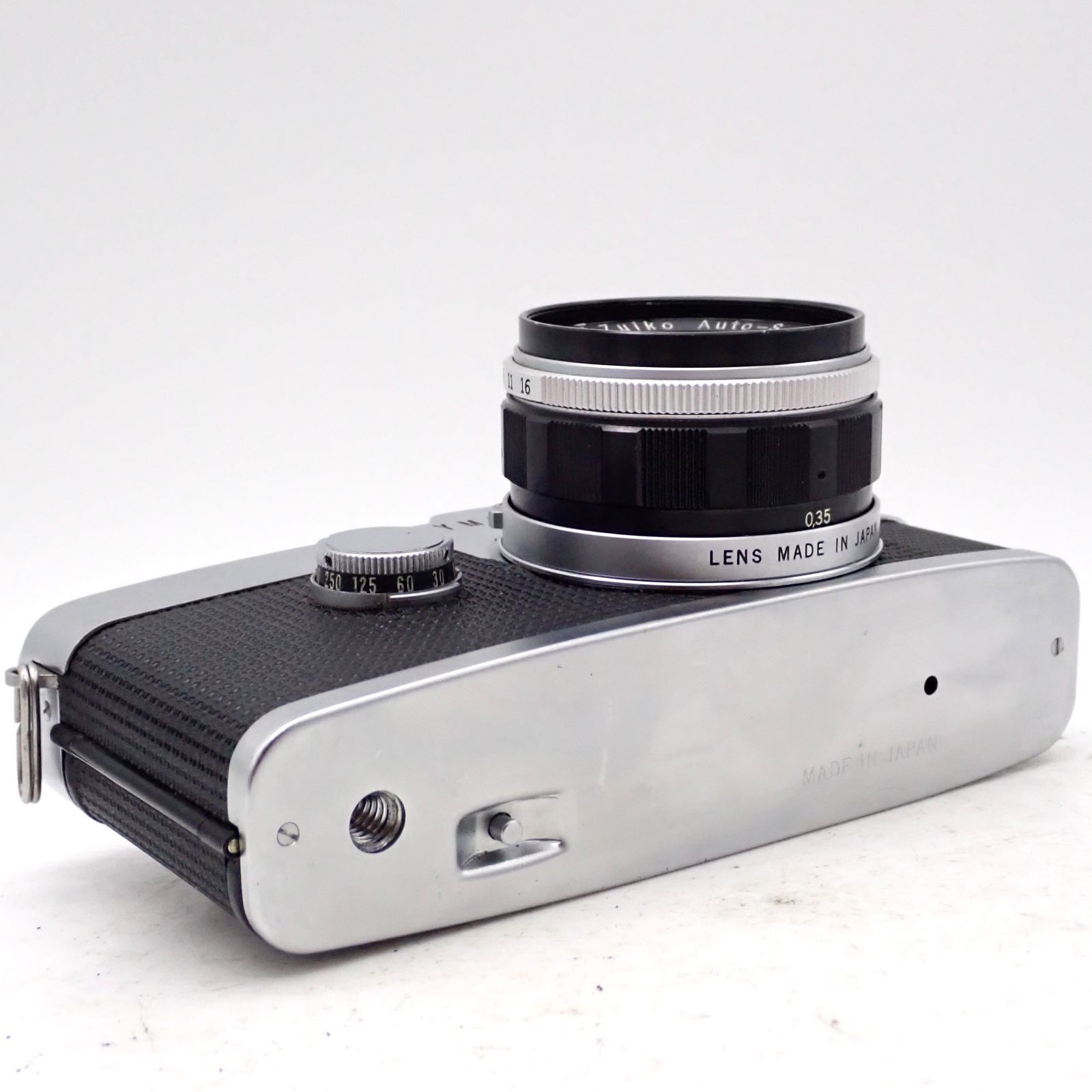 一眼レフイルムカメラ ハーフフレイム