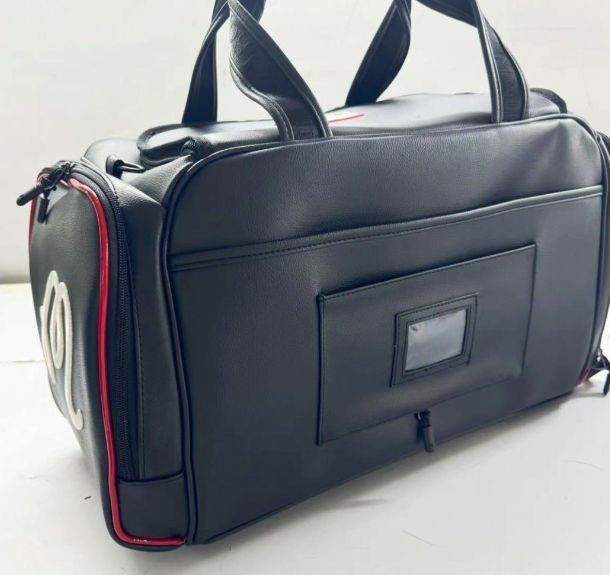 マルボンゴルフ Malbon golf ボストンバッグ ゴルフバッグ マルボンゴルフ Malbon Golf 新作 大容量ボストンバッグ✨ 高級感