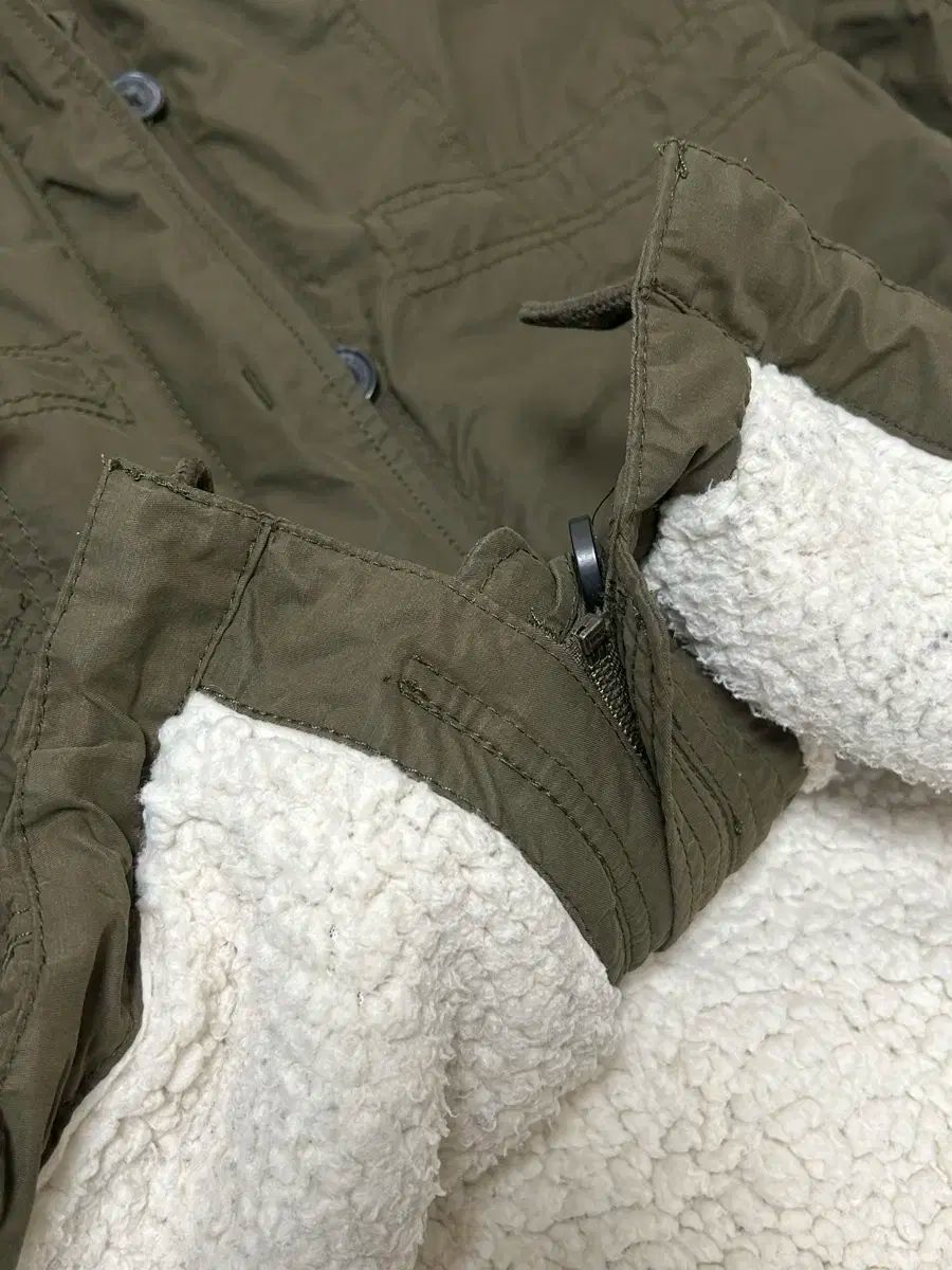 アバクロンビー