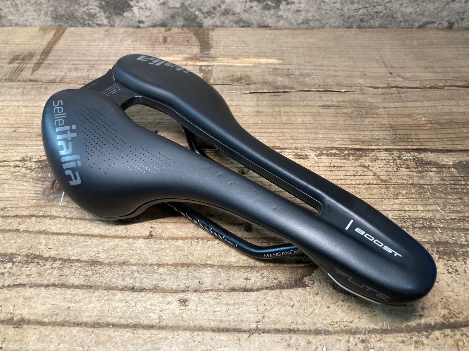 JM057 セライタリア SELLE ITALIA フライト FLITE BOOST MANGANESE レール