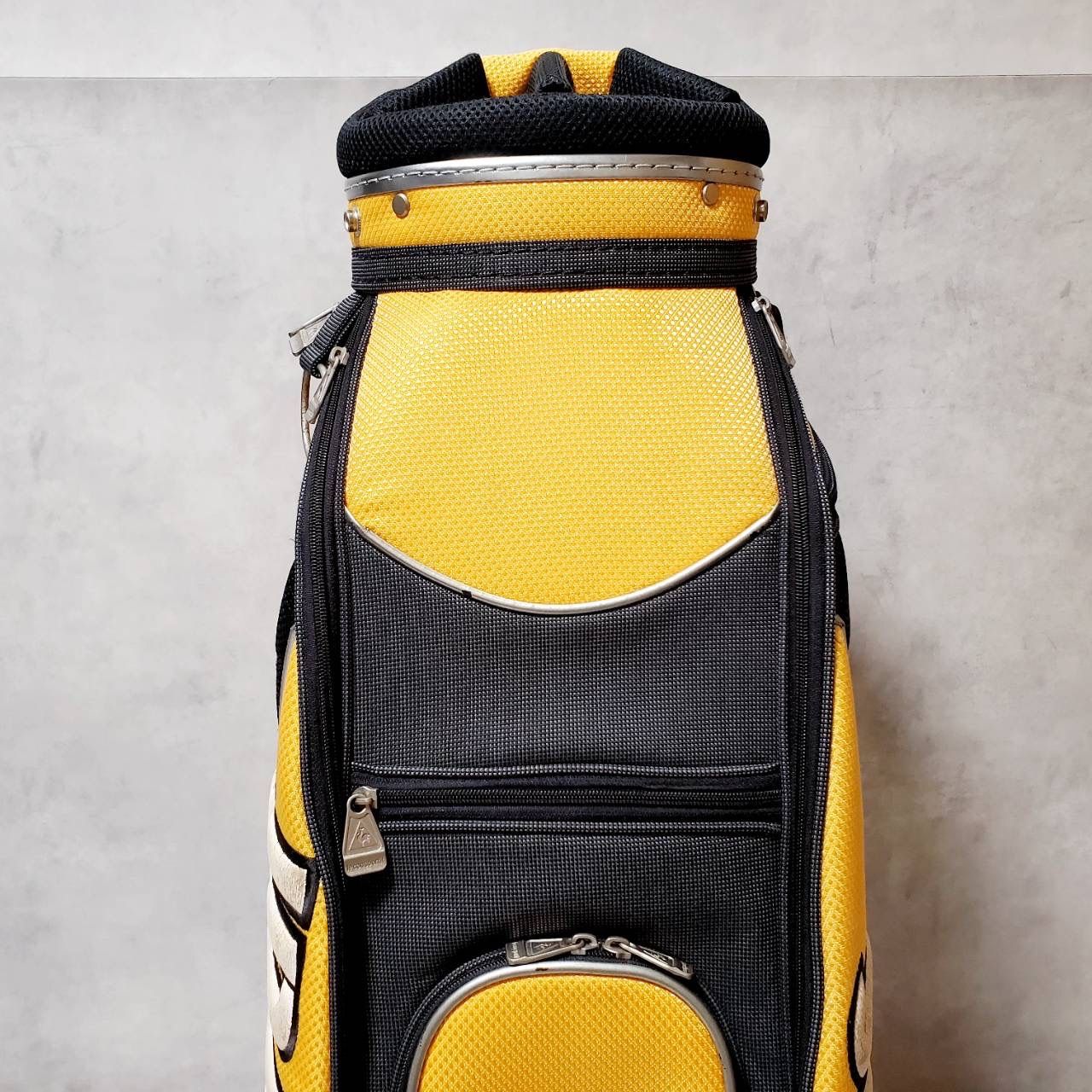 良品】le coq sportif ルコックスポルティフ キャディバッグ イエロー