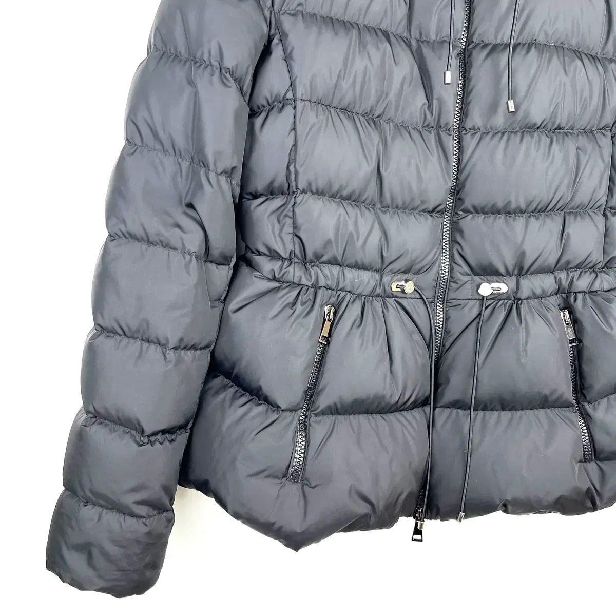 タレント 3 モンクレール モンクレール ブラック マルケ ショート ダウン レディース アウター ダウン お得なセール商品も！