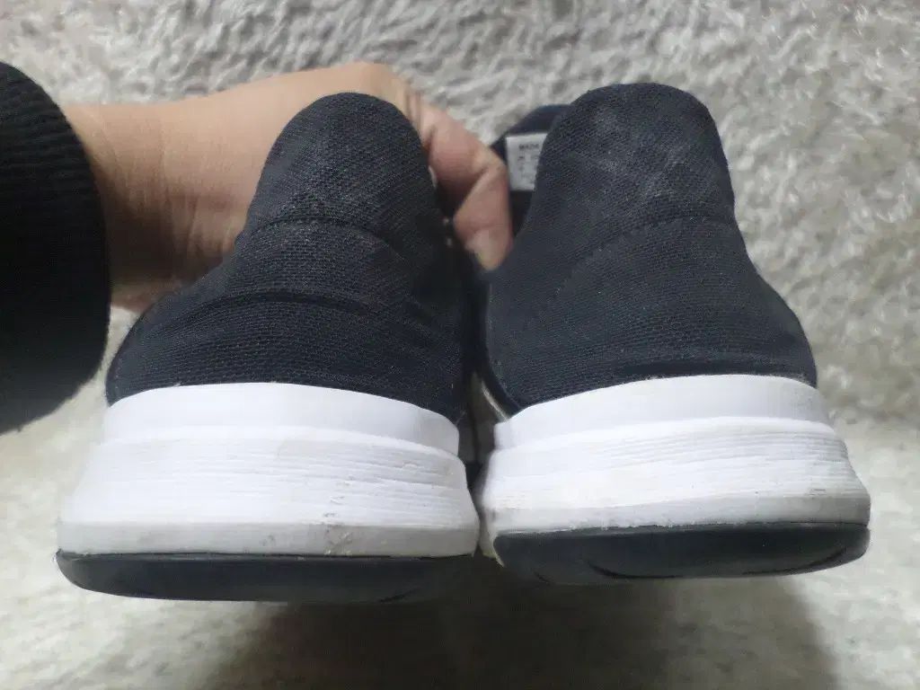 コン トレッキングシューズ