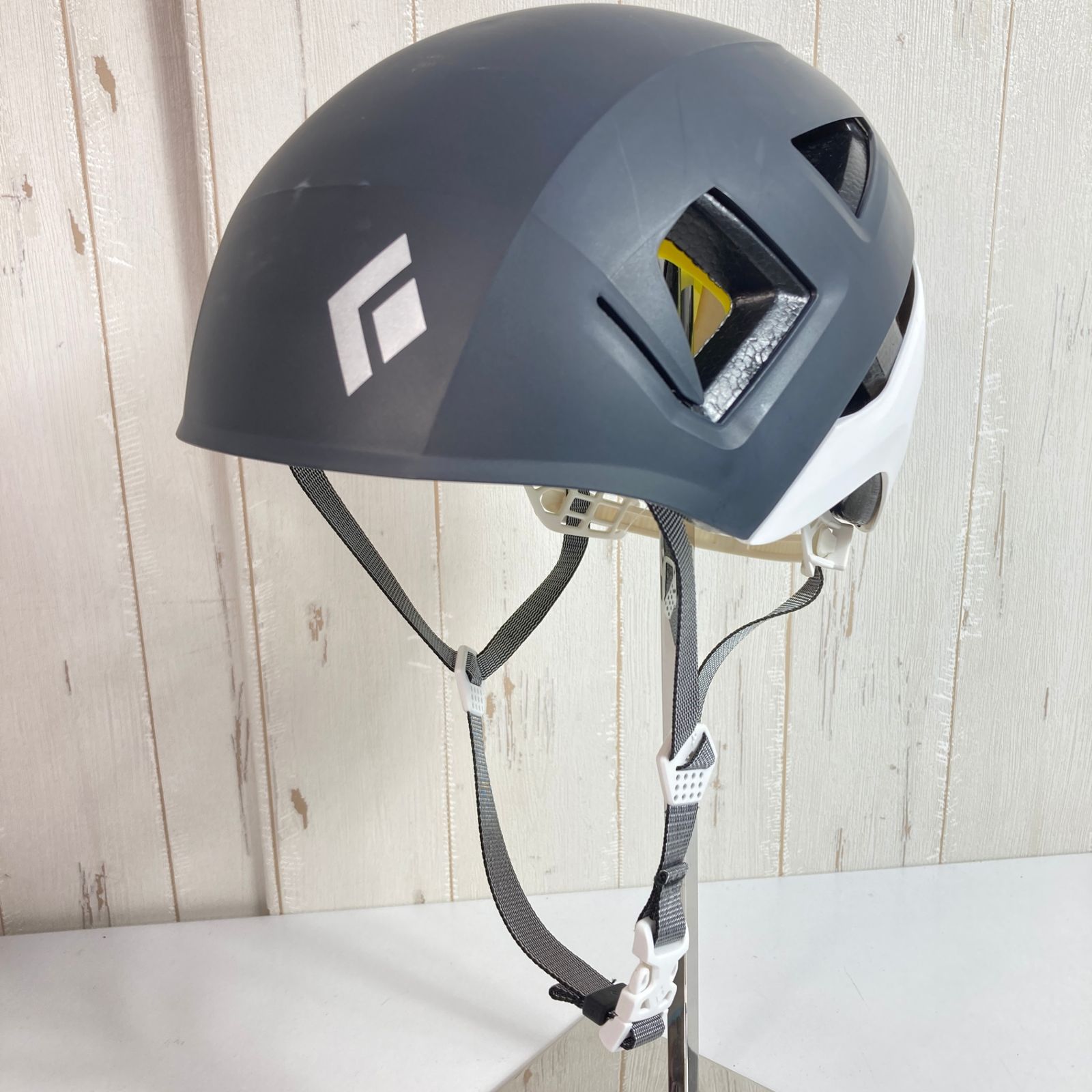 S|M ブラック系 Black Diamond ブラックダイヤモンド キャピタン MIPS Capitan MIPS ヘルメット z00054152 ヘルメット