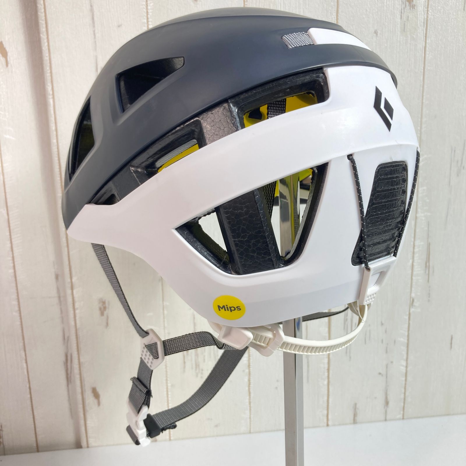 S/M ブラック系】 Black Diamond ( ブラックダイヤモンド ) キャピタン