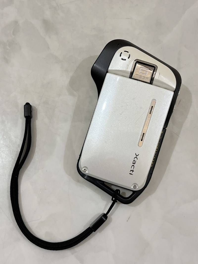 防水 SANYO デジタルムービーカメラ DMX-CA65 USED ✨水中撮影可
