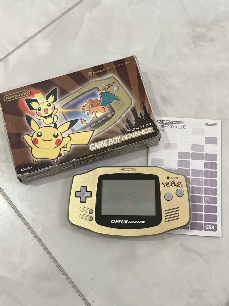 Nintendo GAME BOY ADVANCE ゲームボーイアドバンス AGB-001 ポケモンセンターニューヨーク カラー 動作 済み!