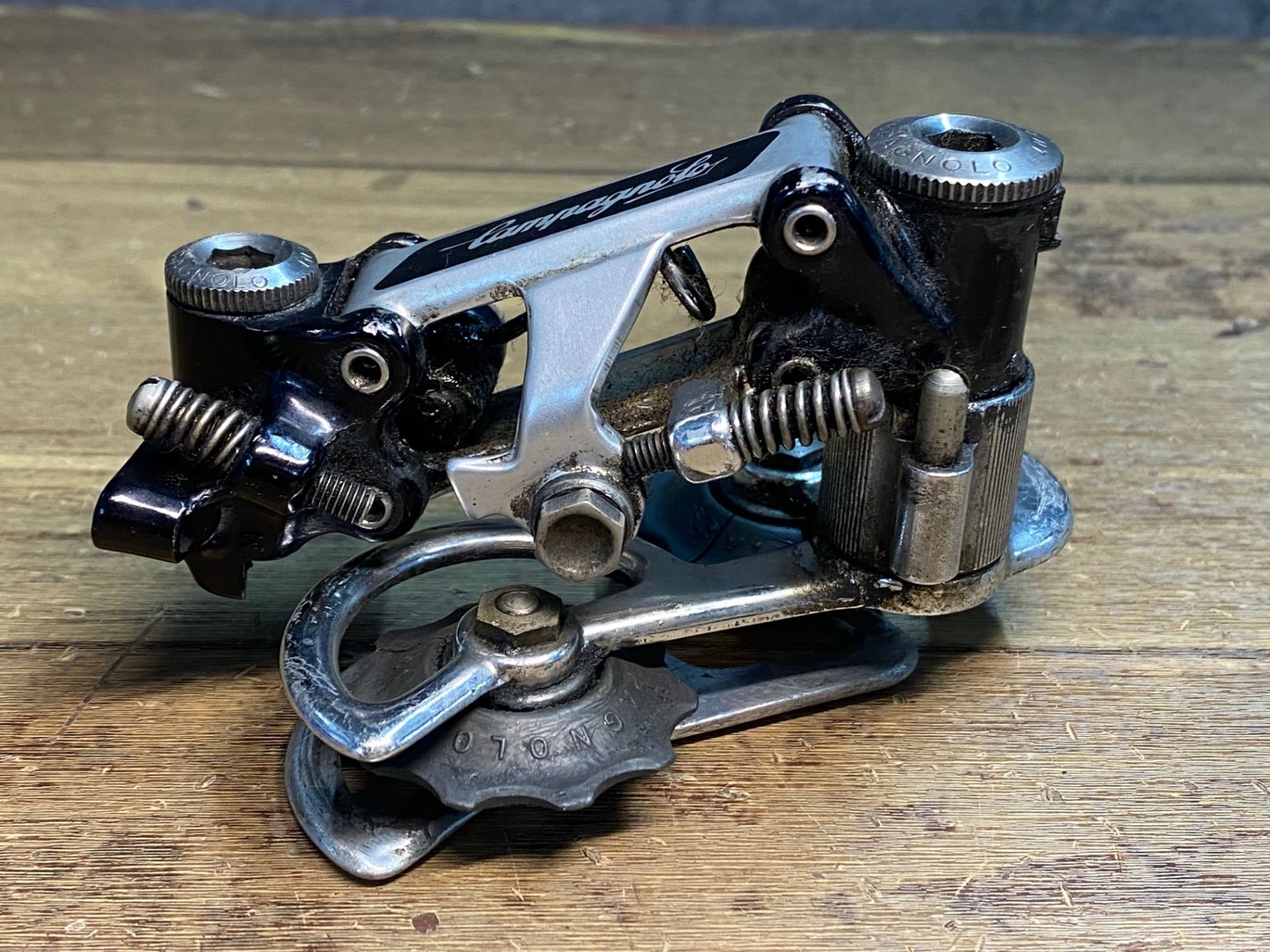 JM886 カンパニョーロ Campagnolo SUPER RECORD スーパーレコード リアディレイラー プーリー破損 削れ等ダメージ大のジャンク BRIGHTFACE_UK