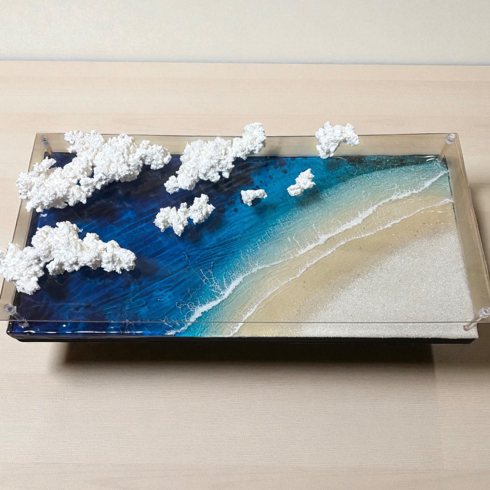 お上品な <傾斜厚盛りボード 雲の浮かぶ海> 超立体 沖縄の海 レジンアートボード 美ら海 オーシャンアート N712 絶対お買い得！