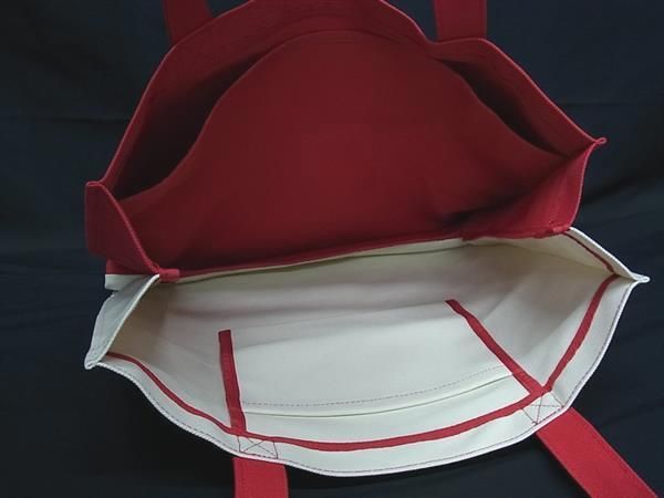 レディース アイボリー系×レッド系