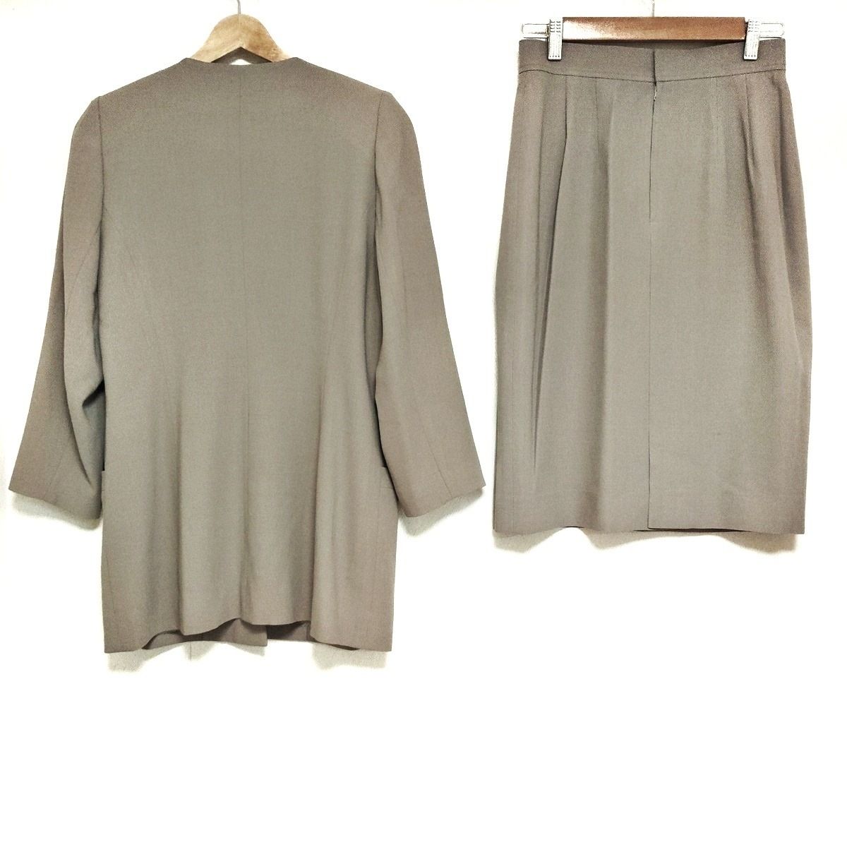 格安通販サイト。 Chloe クロエ スカートスーツ レディース - グレーベージュ 適正な