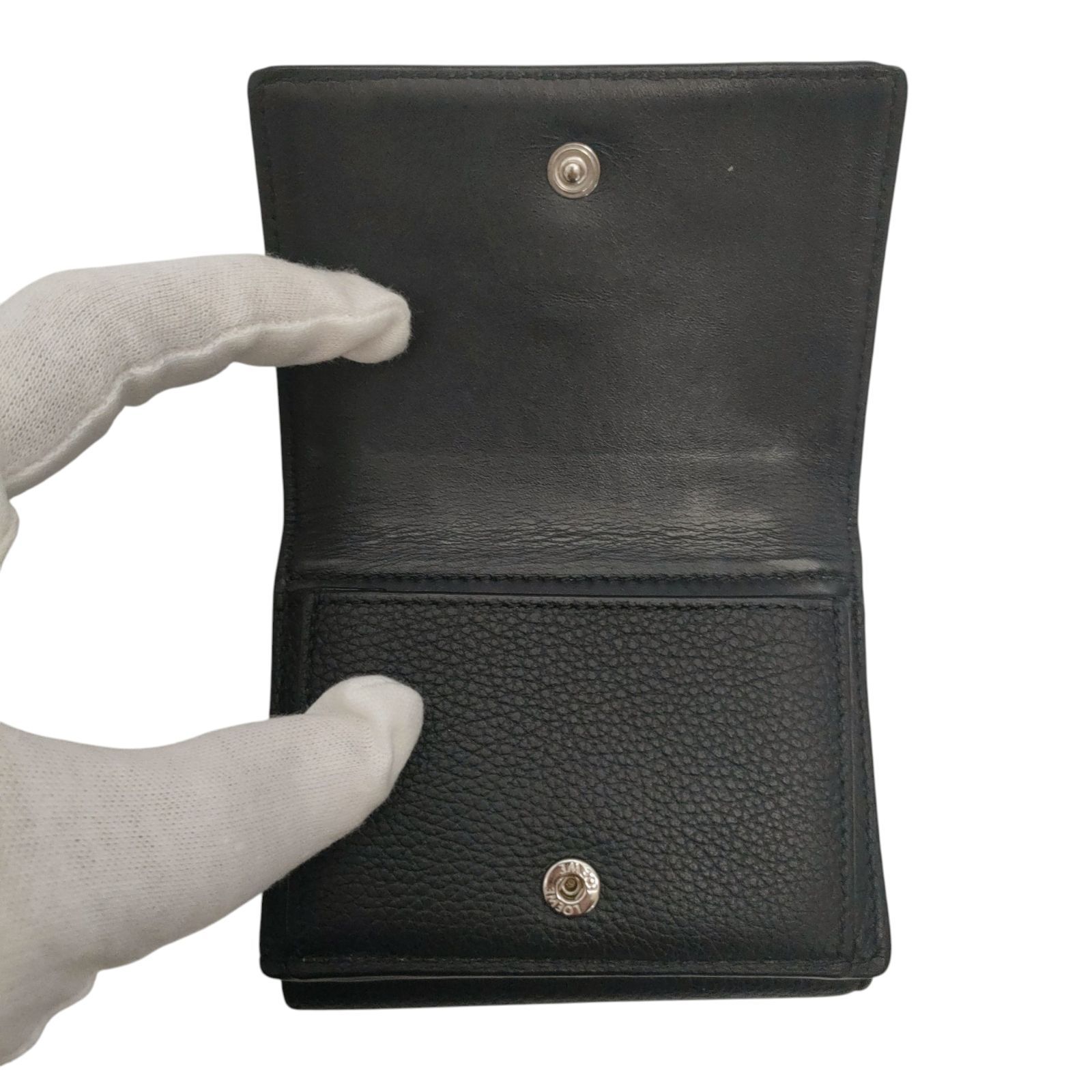 ロエベ 三つ折り財布 トライフォールド ウォレット　リピートアナグラム ブラック ロエベ 三つ折り財布 トライフォールドウォレット ブラック