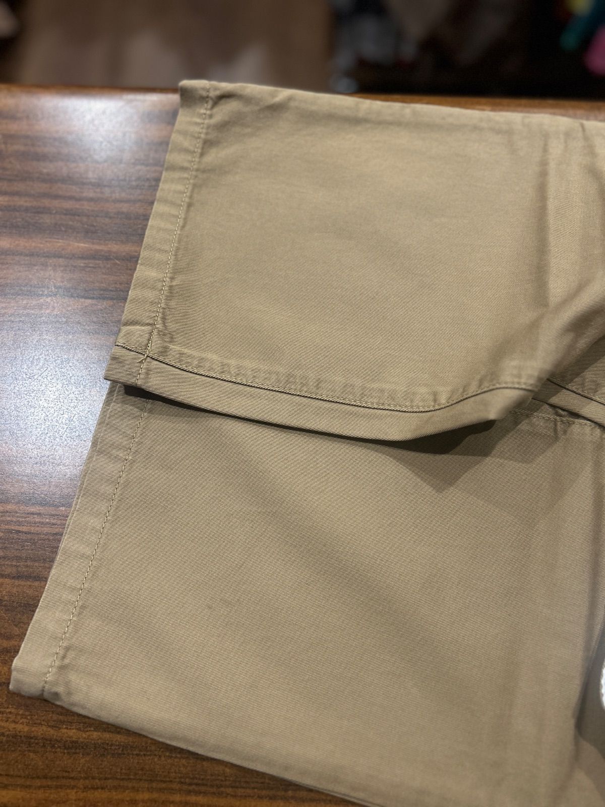 カジュアルパンツ