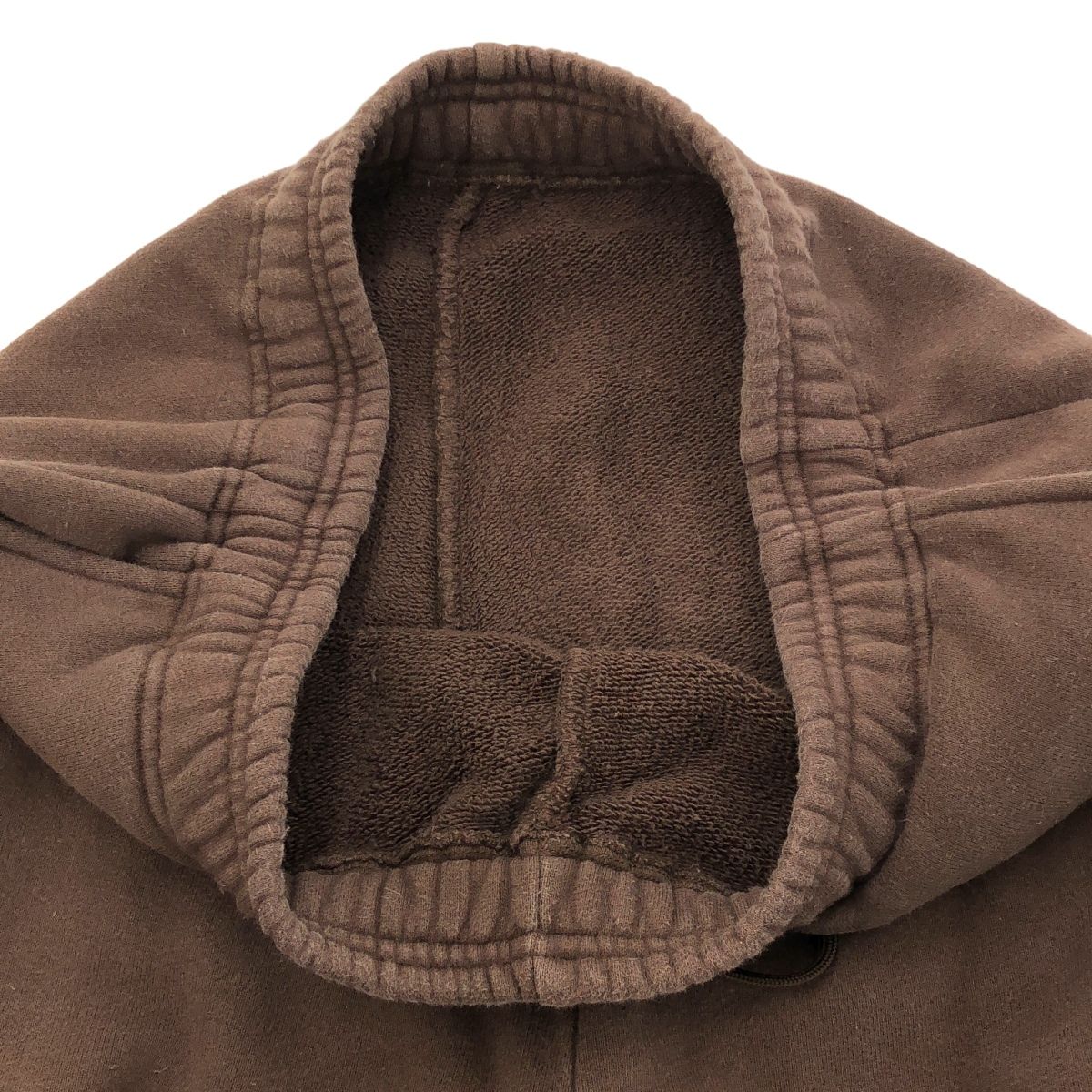 テーパードスウェットパンツ ブラウン