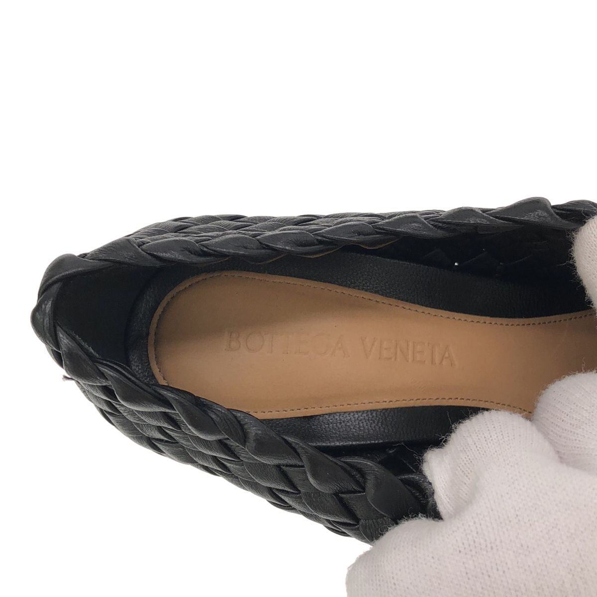 BOTTEGA VENETA ボッテガヴェネタ アーモンド イントレチャートヒール