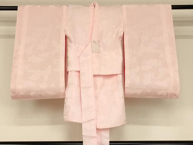 平和屋着物 お宮参り 女の子 祝着 産着 初着 のしめ 三つ身 長襦袢 袷 ・兵児帯セット 御所車人物花文 金彩 逸品 AABB5571ja SOUBIEN 創美苑 お宮参り 産着 初着 祝い着 着物 女の子 男の子 女児 男児 赤ちゃん ホワイト 白系 白 生成色 ポリエステル 刺繍 花
