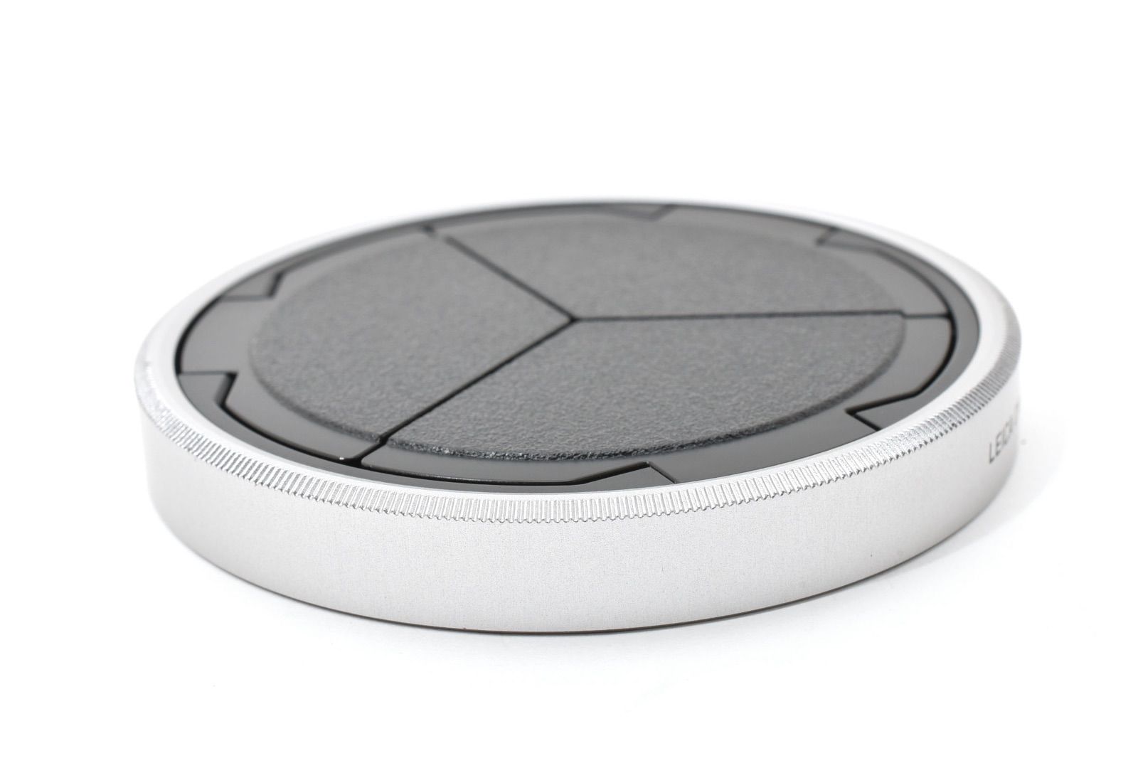 品 LEICA ライカ D LUX Typ 109 用 オートレンズキャップ 18548 自動開閉レンズキャップ シルバー ＃3340