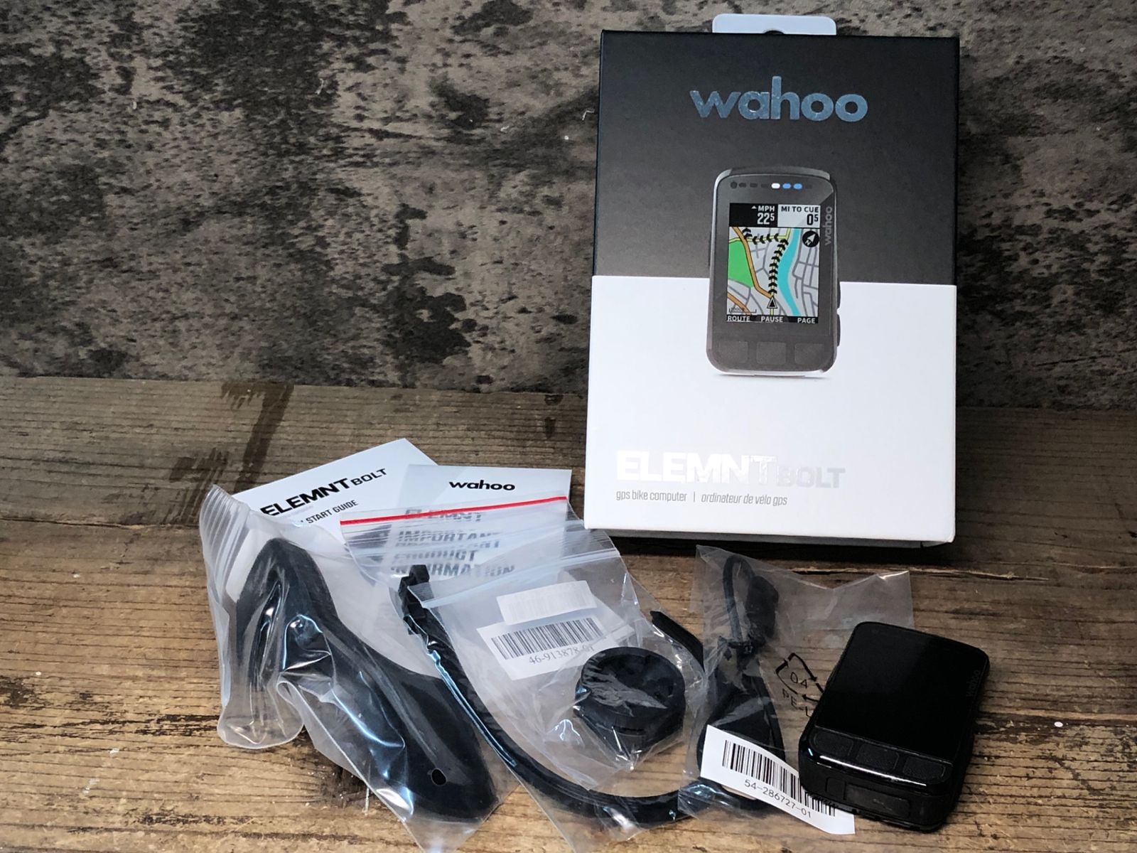 JN084 ワフー Wahoo エレメント ボルト ELEMENT BOLT WFCC5 V2 サイクルコンピューター 起動 済