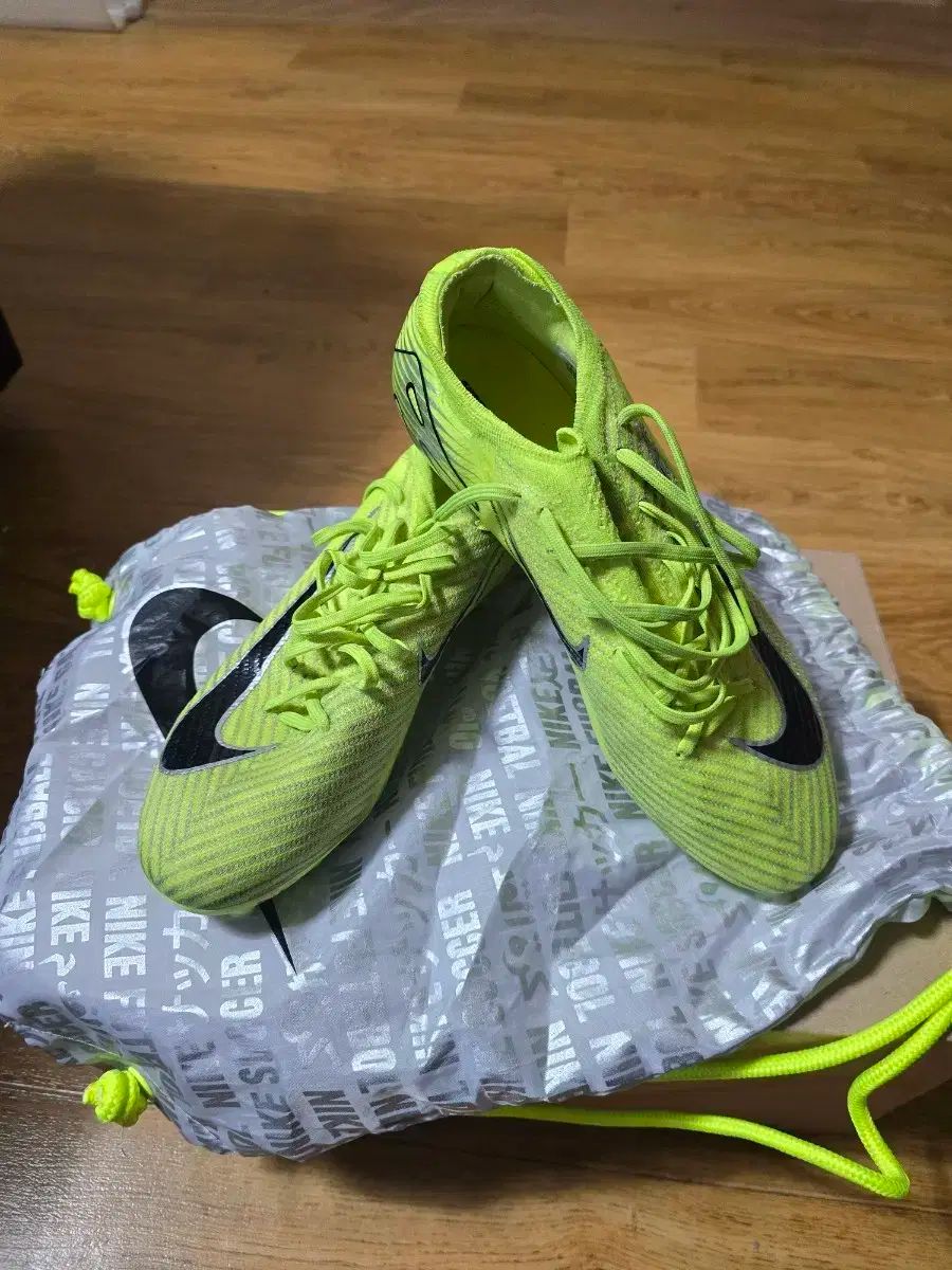 ナイキ マーキュリアル ヴェイパー 16 エリート AG 265