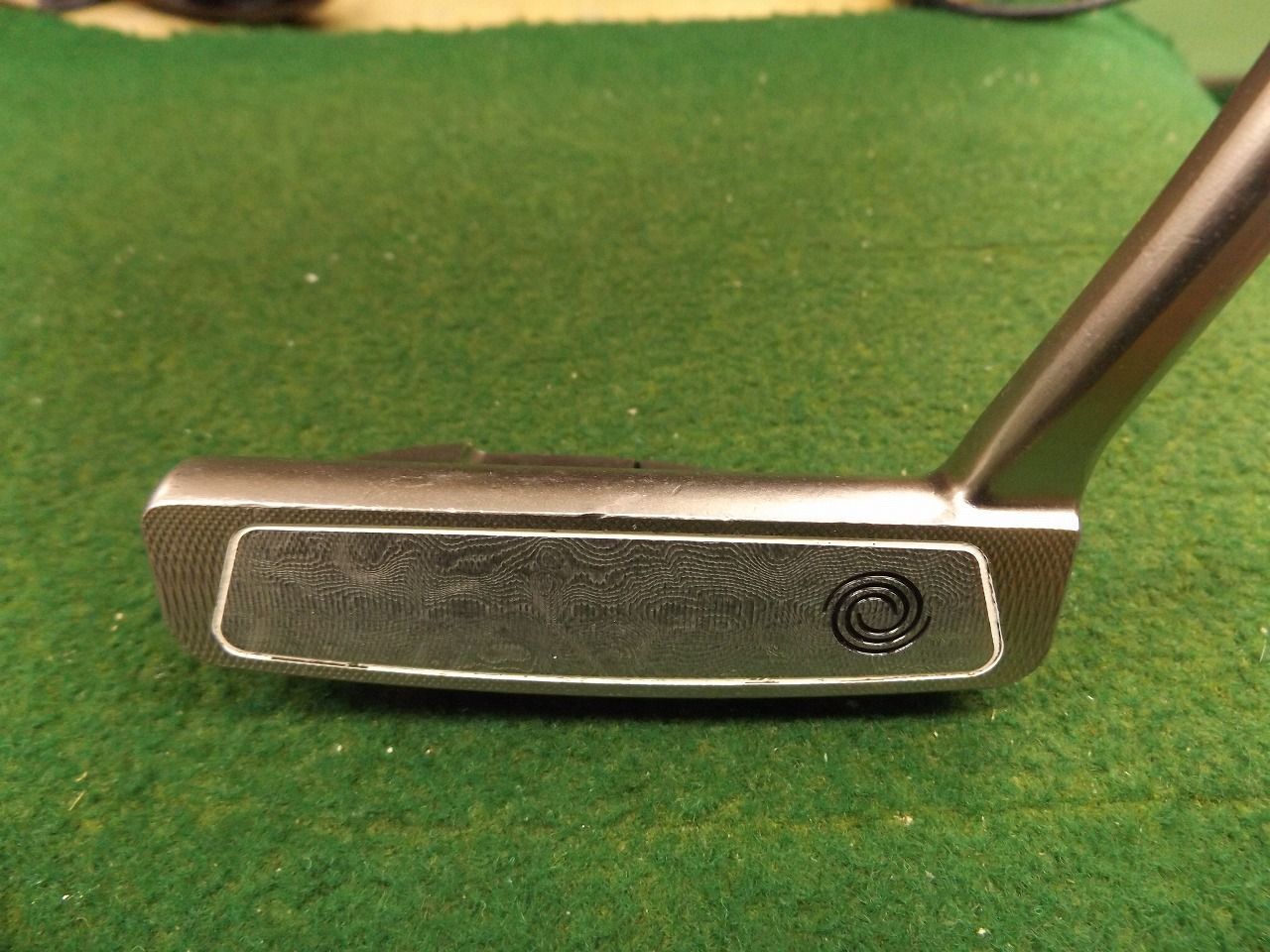 6904 WHITE 9 34インチ カバー無 オデッセイ ホワイトダマスカス パター ゴルフクラブ .987981