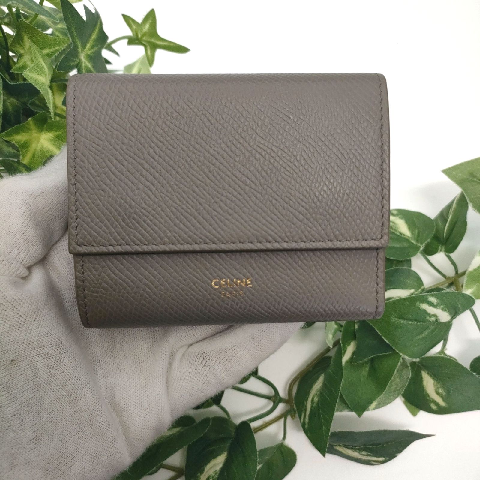 セリーヌ 三つ折り財布 スモールトリフォールドウォレット グレージュ