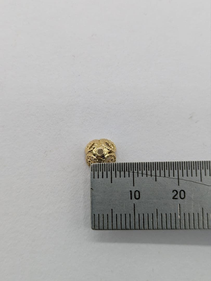 メタルパーツ 素材