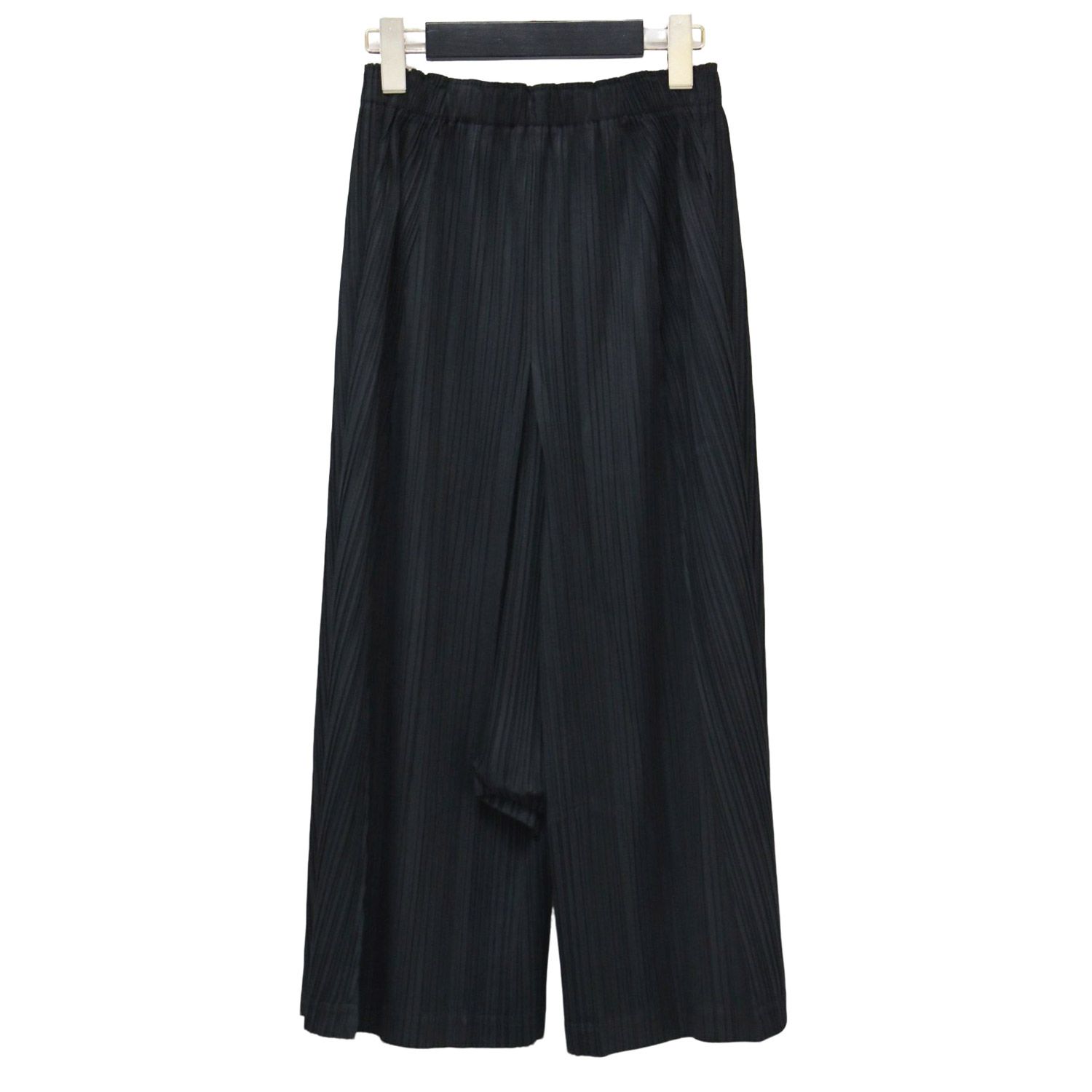 PLEATS PLEASE プリーツプリーズ パンツ ブラック 黒 サイズ 3 L プリーツ サルエルパンツ ワイド クロップド丈 ウエストゴム ボトムス ズボン レディース