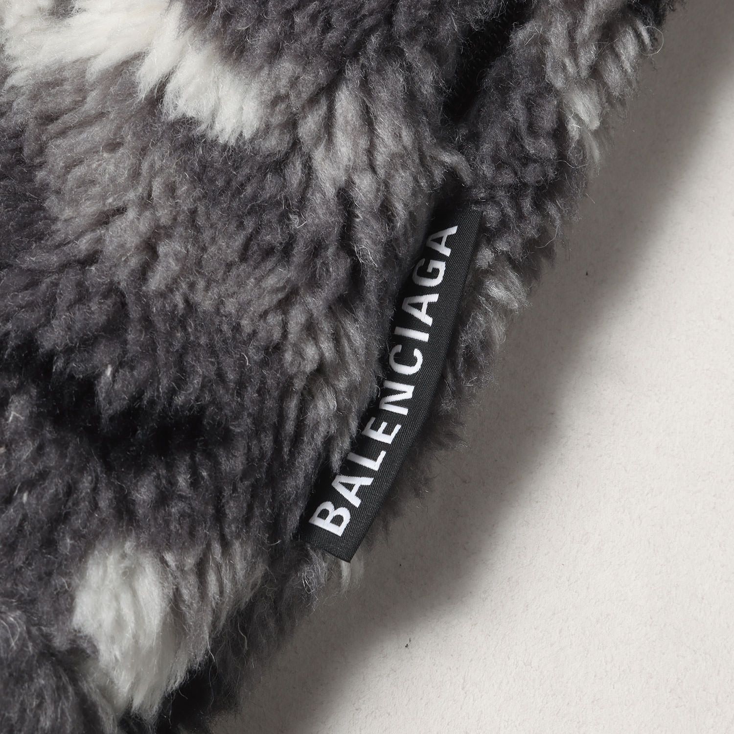 バレンシアガ 22AW 681818 TLQ12 カモフラージュファージャケット  