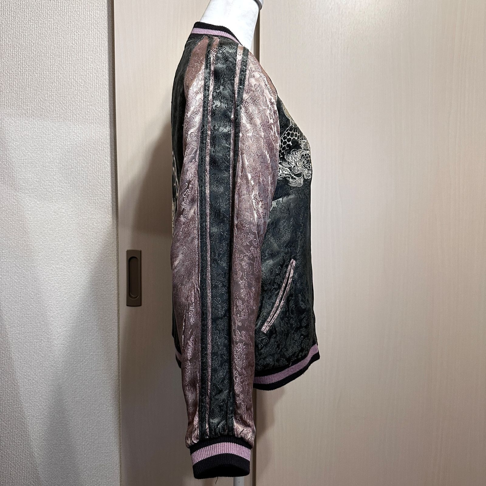 完璧な 花旅楽団 スカジャン リバーシブル 黒×ピンク サイズM HR0331