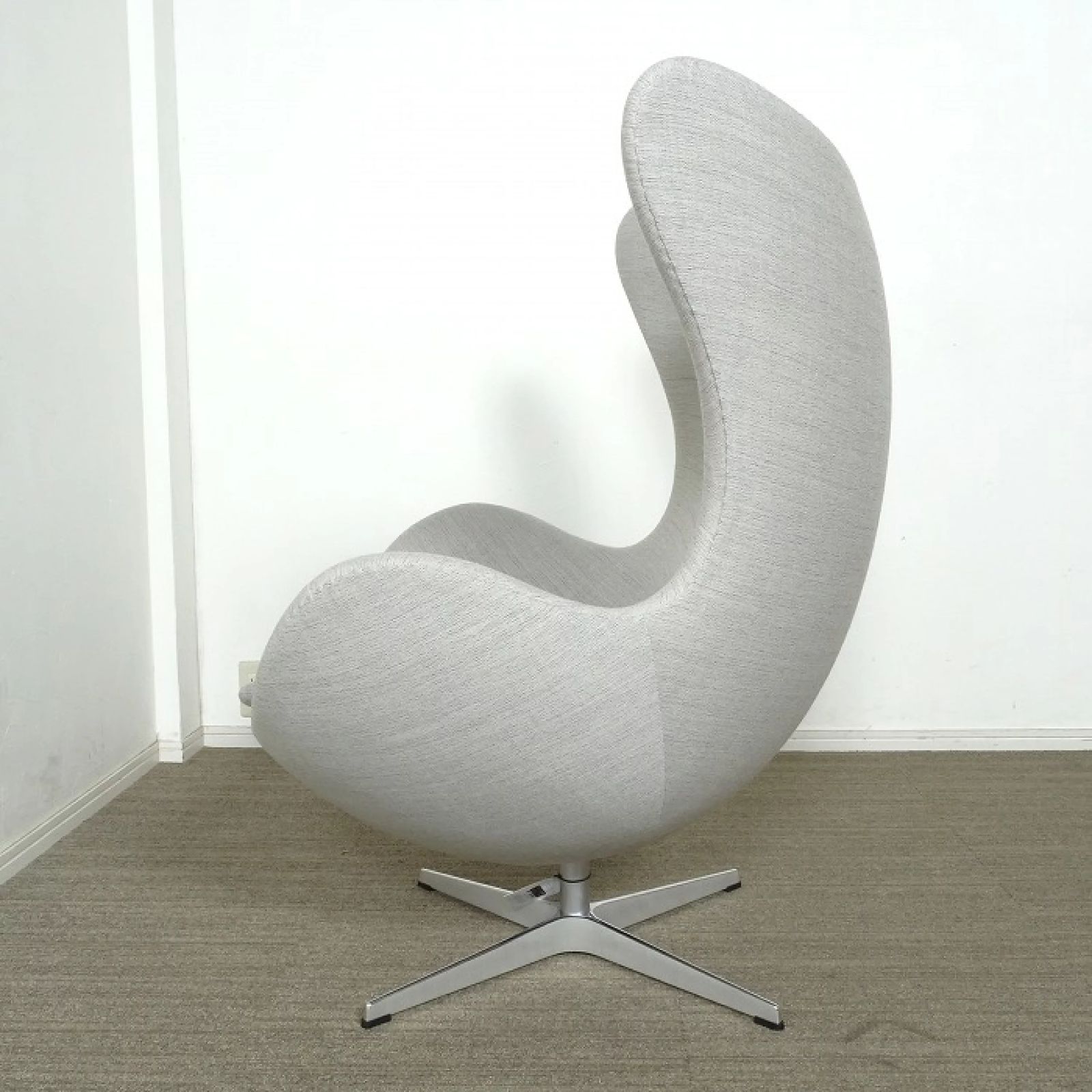 ◾︎SELUNO◾︎ 【新品未使用】FRITZ HANSEN フリッツハンセン EGG