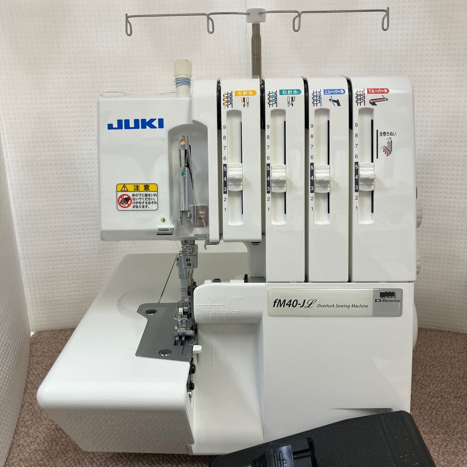 JUKI ジューキ ロックミシン fM-40J 4本糸2本針 です
