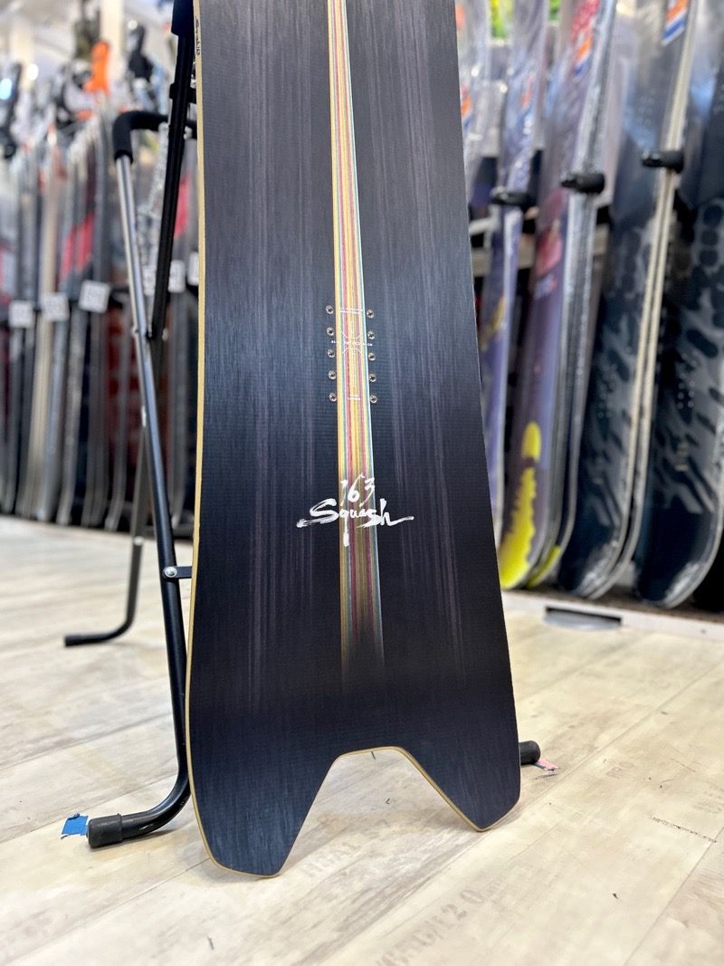 即納】メンズ スノーボード 板 159cm NITRO SQUASH ナイトロ