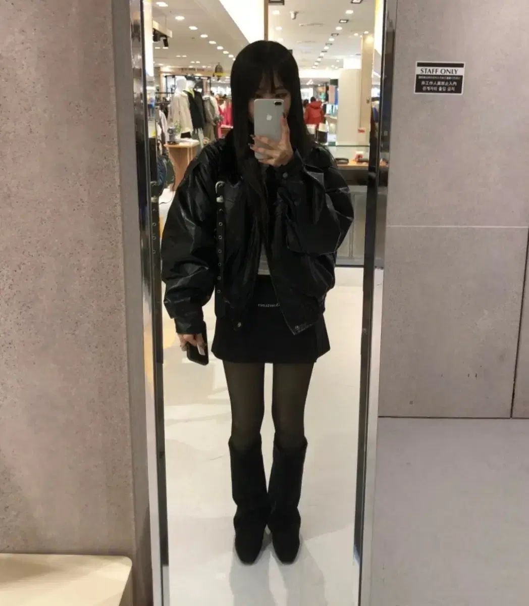 スリータイムズ スリットスカート