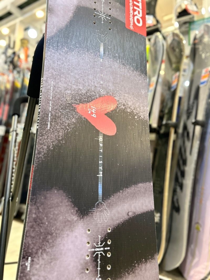 美品 NITRO TEAM 157 ナイトロ スノーボード チーム グラトリ 【パーク
