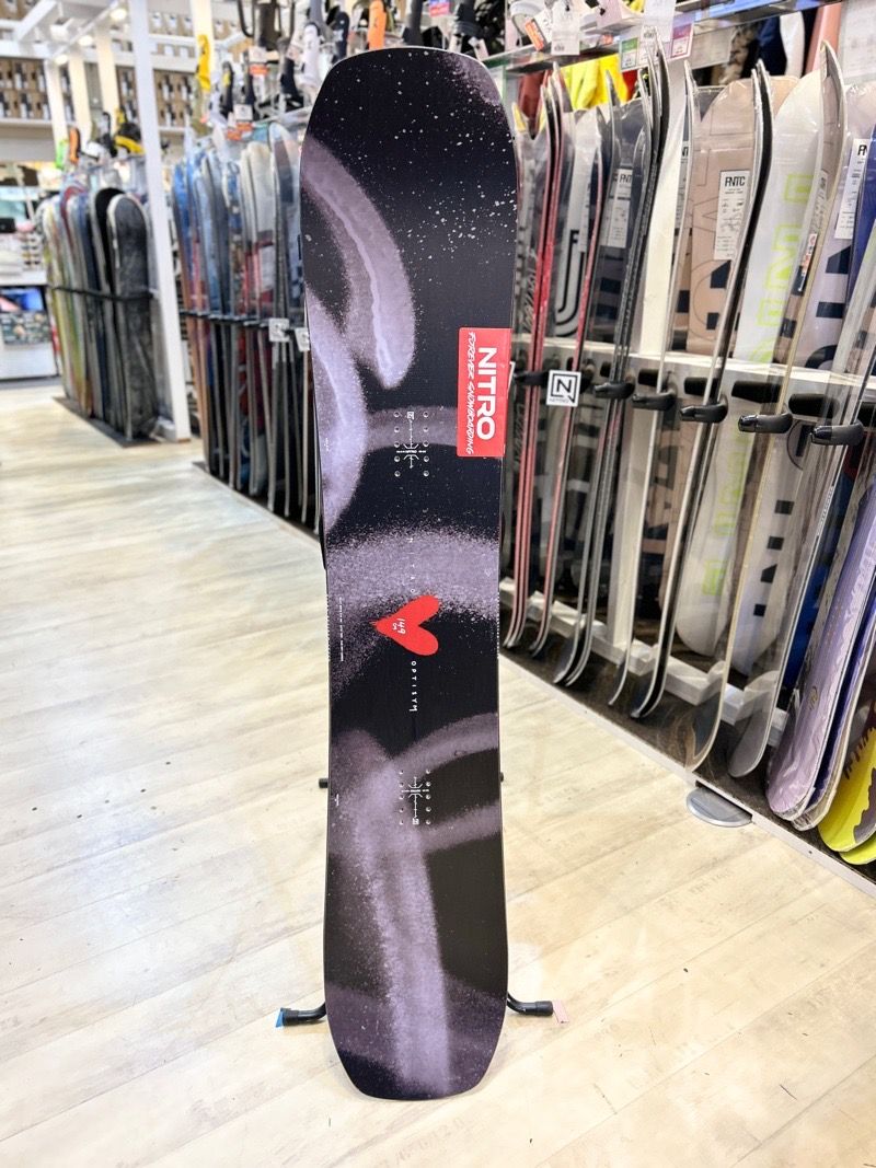 ナイトロ オプティシム スノーボード 156 Optisym | Nitro Snowboards
