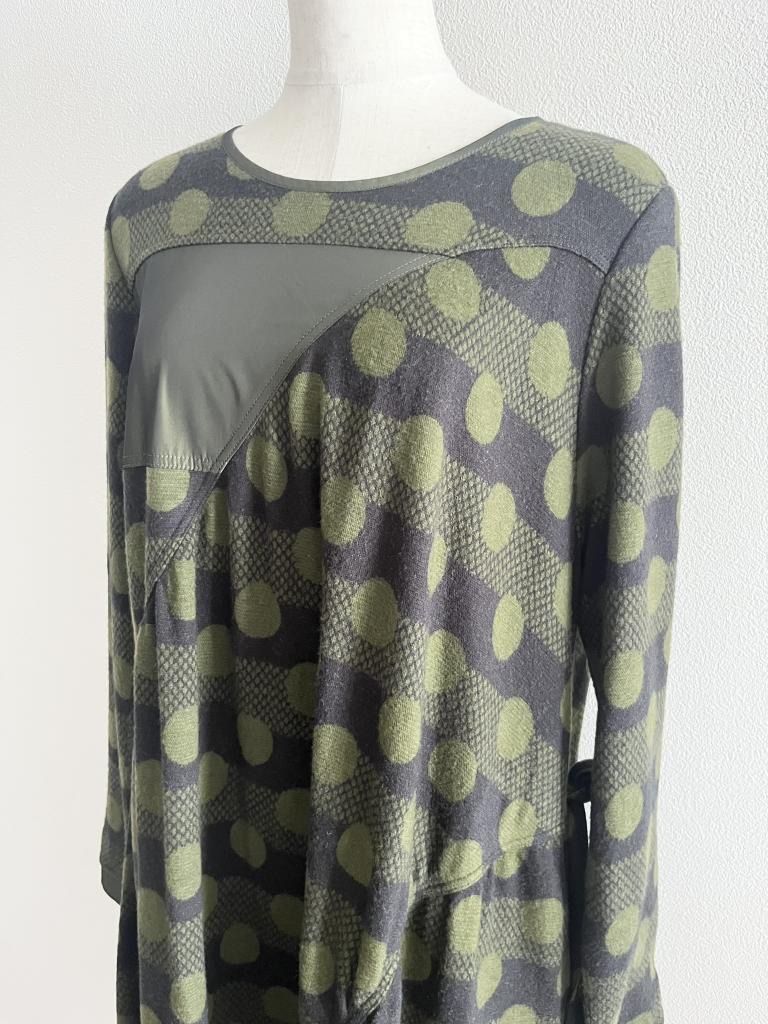 E-clat EIKO KONDO イークラット エイココンドウ 42 カーキ 大人 カジュアル ストレッチ素材 み 6459272