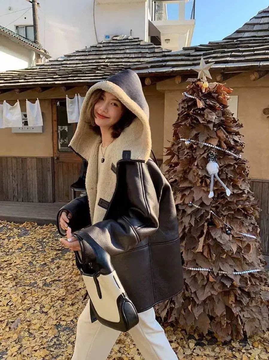 リアルシープスキン フードムートン