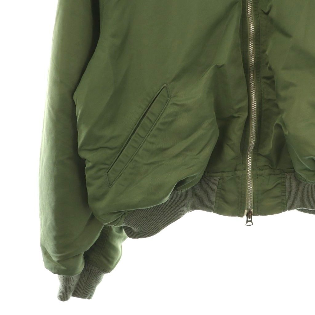 ナイロンブルゾン