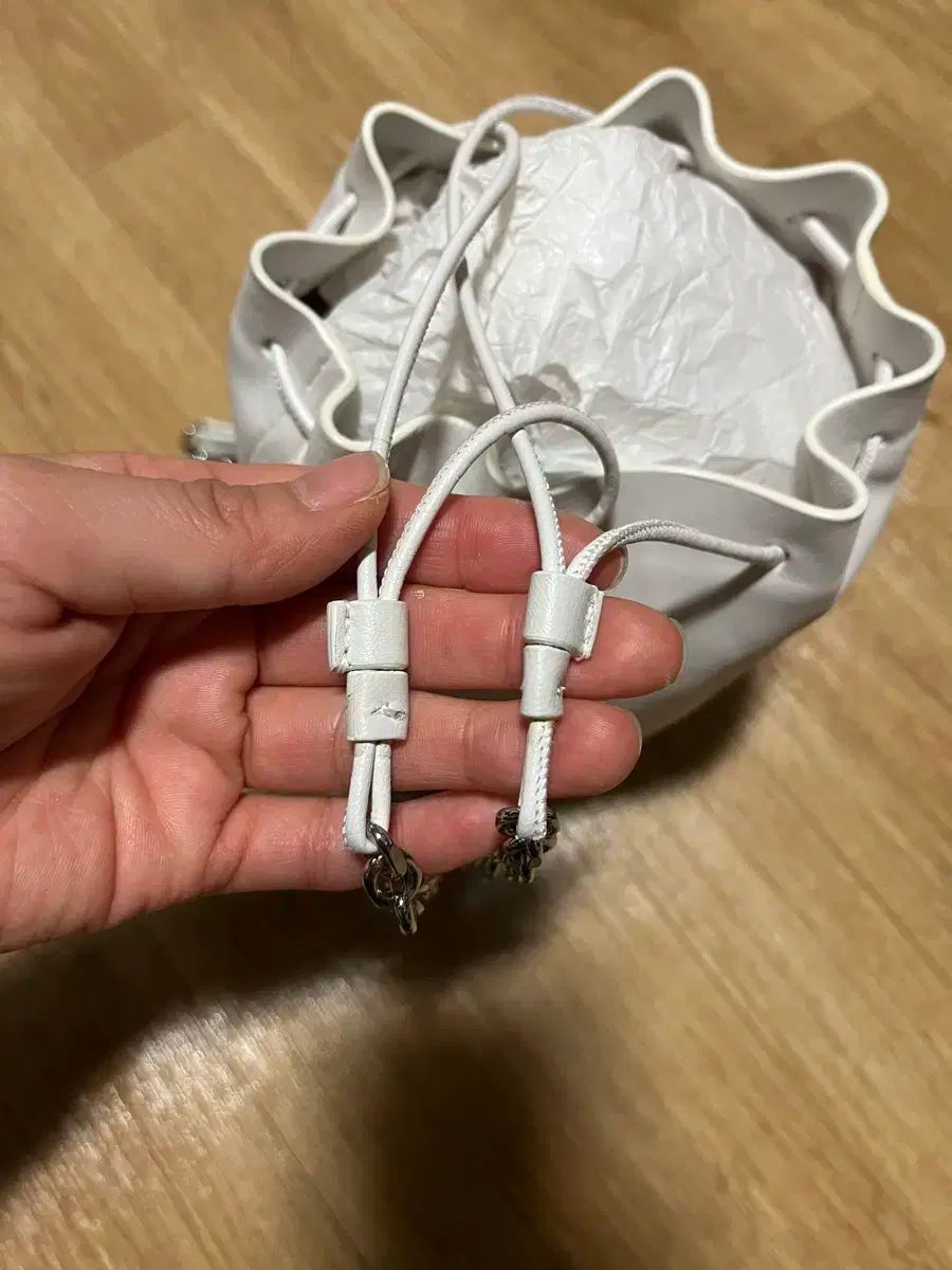 バケットバッグ 白